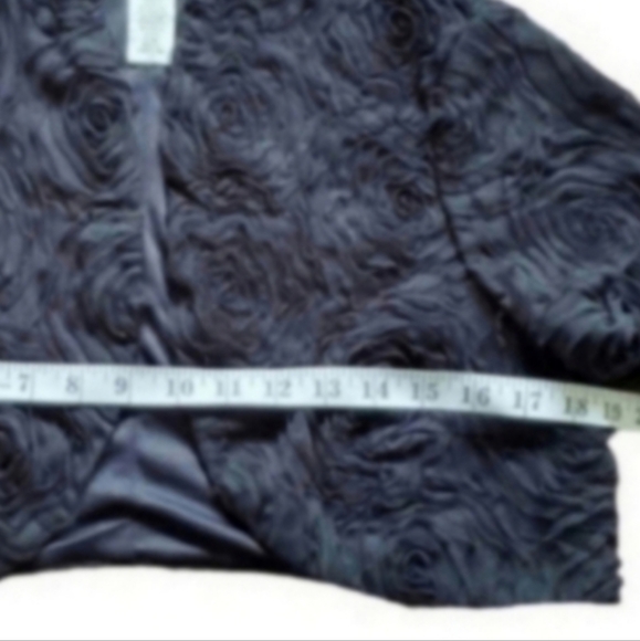 Vintage Floral Black Rosette Bolero Jacket 1X - Picture 3 of 5